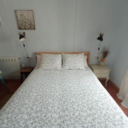 Les Magranes Bed & Breakfast Argelaguer Buitenkant foto