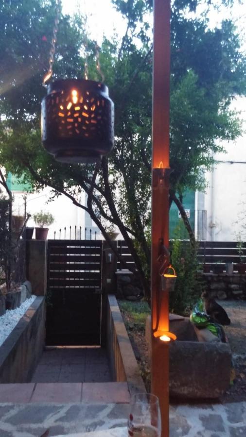 Les Magranes Bed & Breakfast Argelaguer Buitenkant foto